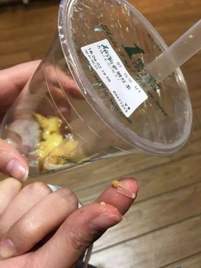 女子口吐黑虫最新进展，女子口吐黑虫最新进展，揭秘事件背后真相与医学探索
