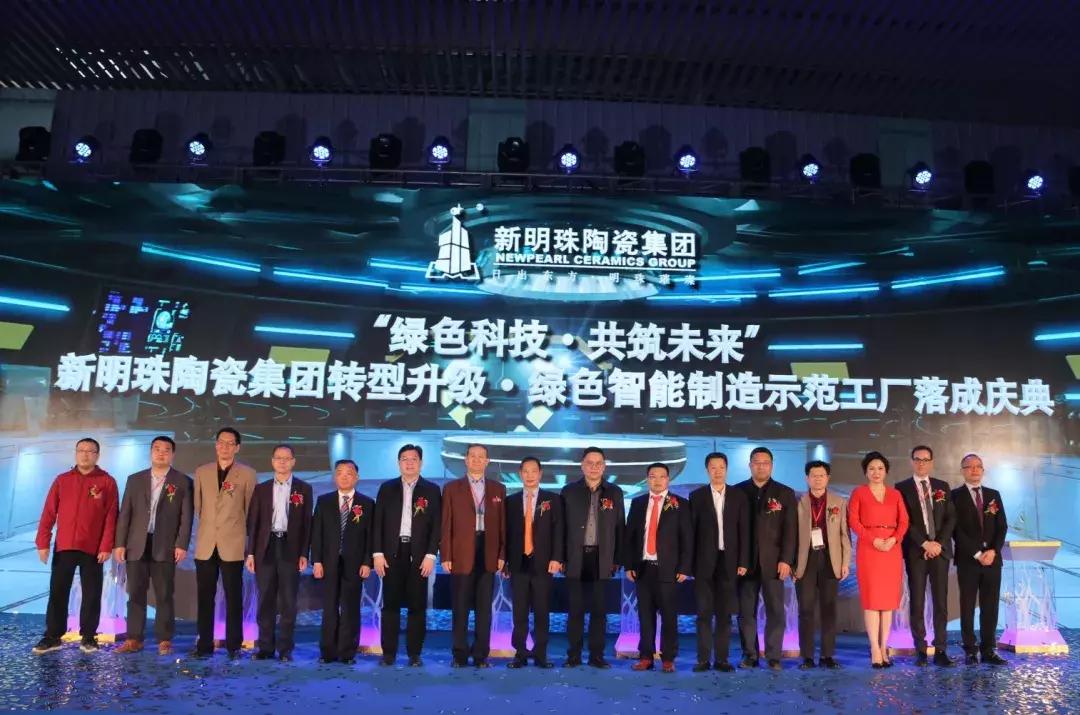 2025澳门精准正版澳门，探索澳门未来，2025澳门精准正版展望