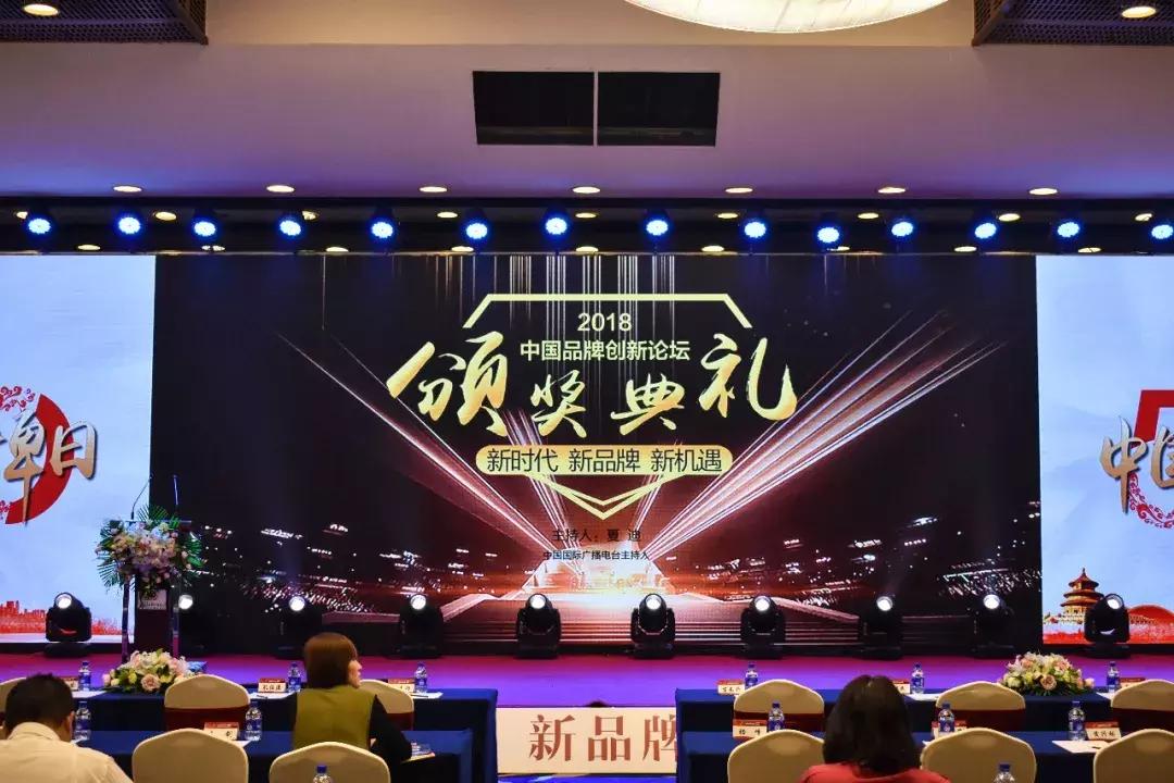 揭秘2025年新奥正版资料免费，揭秘2025年新奥正版资料免费，探寻真实与机遇的交汇点